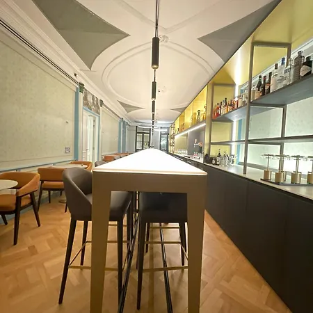 Maison Centrum - Handwritten Collection Hotel