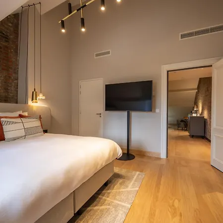Hotel Maison Centrum - Handwritten Collection
