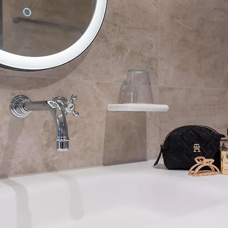 Maison Centrum - Handwritten Collection Hotel
