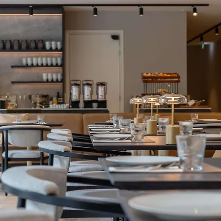 Maison Centrum - Handwritten Collection 5*