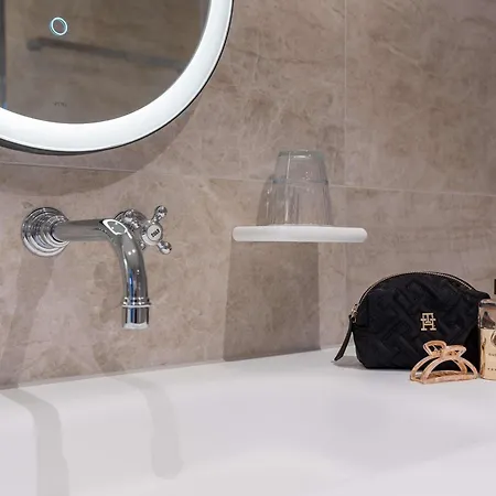 Hotell Maison Centrum - Handwritten Collection 5*