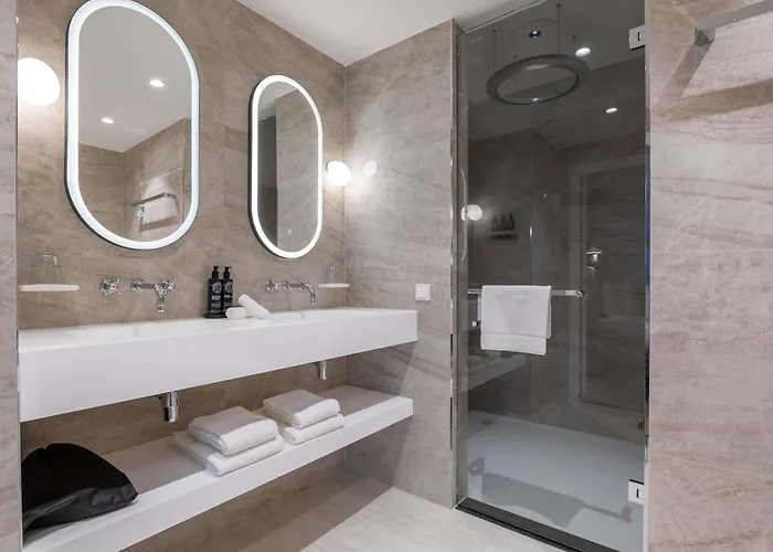 Maison Centrum - Handwritten Collection ماسترخت